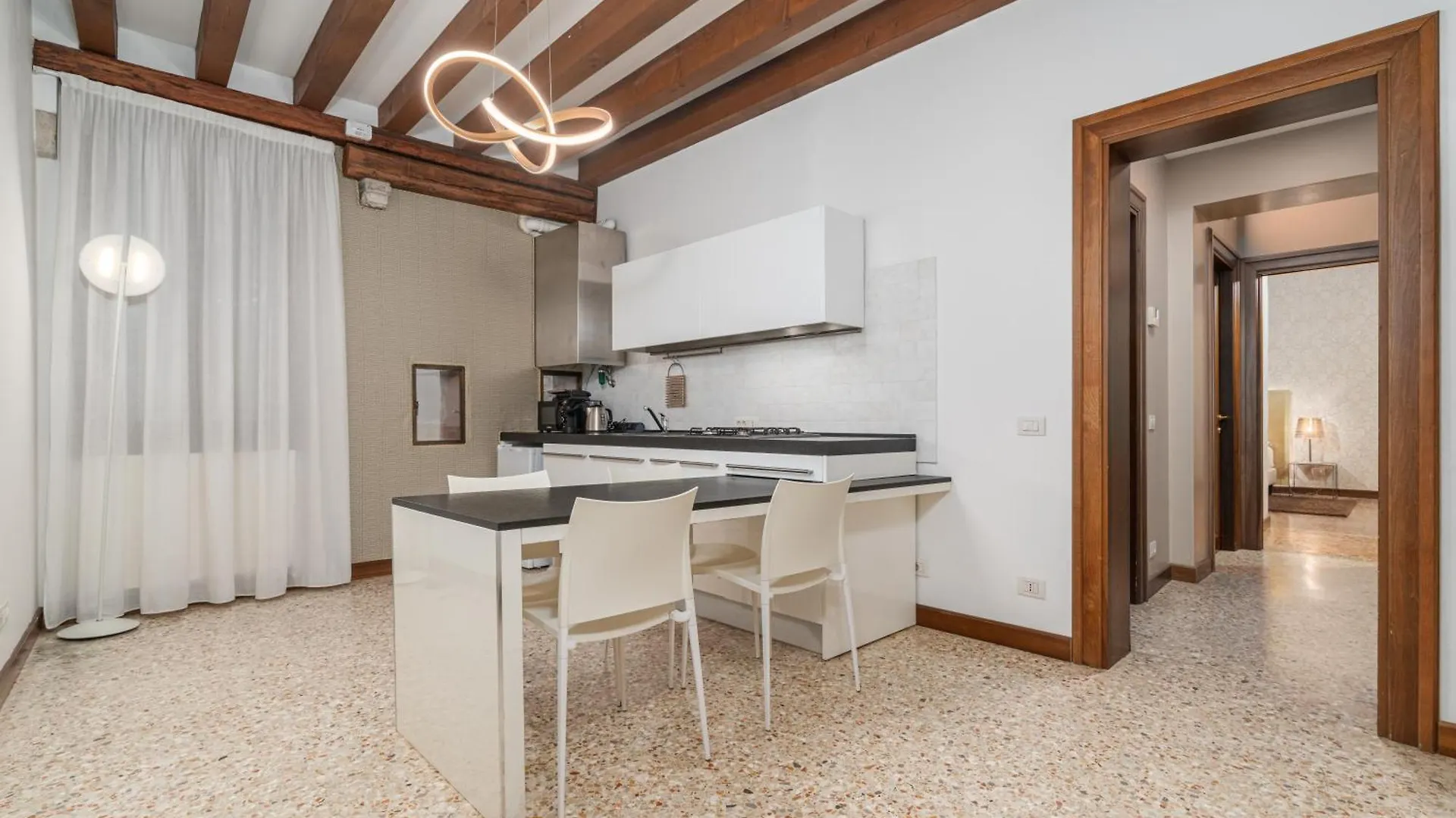 Palazzo Paruta & Wellness Suites Venice Hotel
