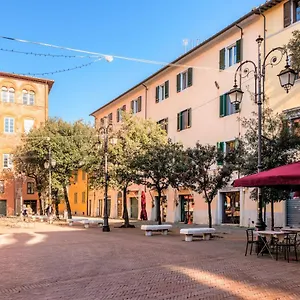 hostly-la-pera-suite-apartment-2br-town-center.it-tuscanyhotel.com/