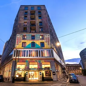 The Square Duomo - Preferred & 4* Mediolan