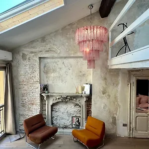 Charming And Design Attic Loft In Coolest Area Navigli Ticinese Appartement Milan