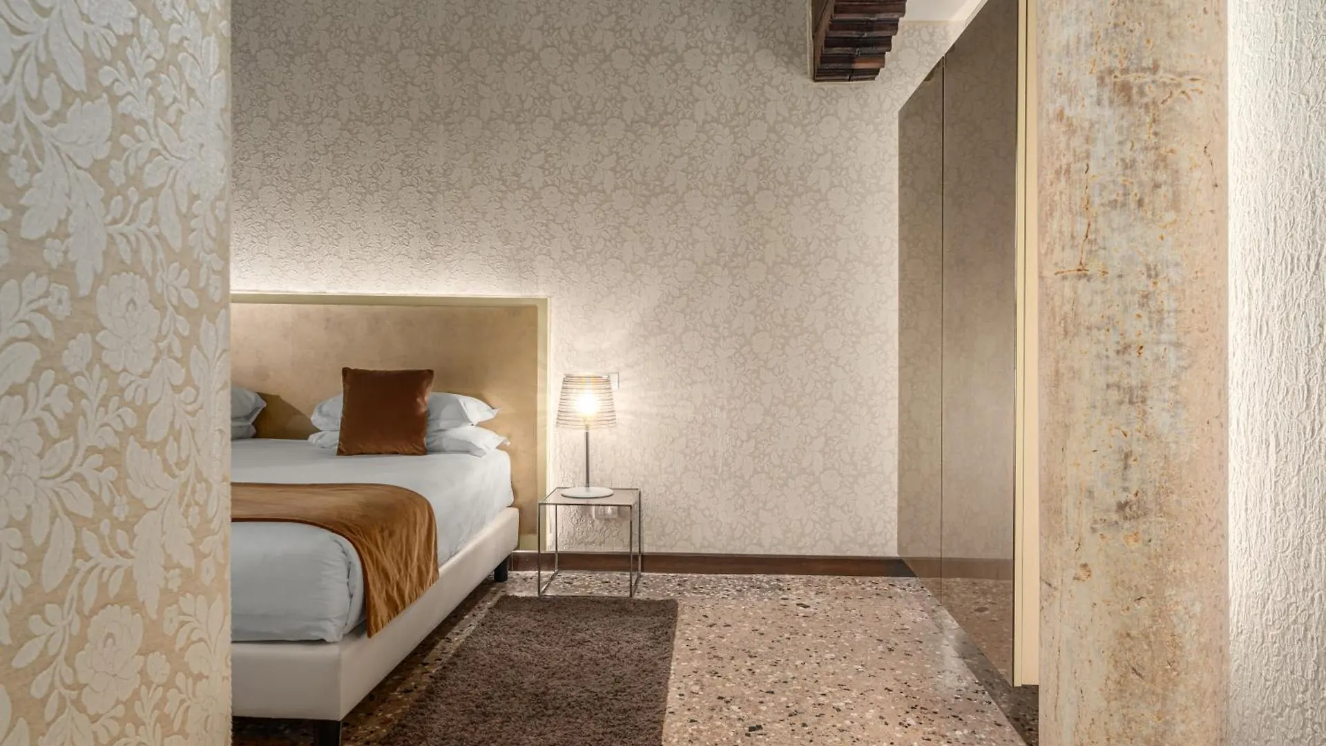 Palazzo Paruta & Wellness Suites Veneza Hotel